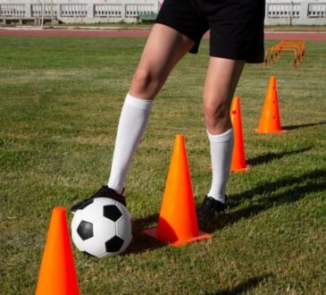 Migliora l'agilità del calcio in 30 Giorni: Esercizi Top