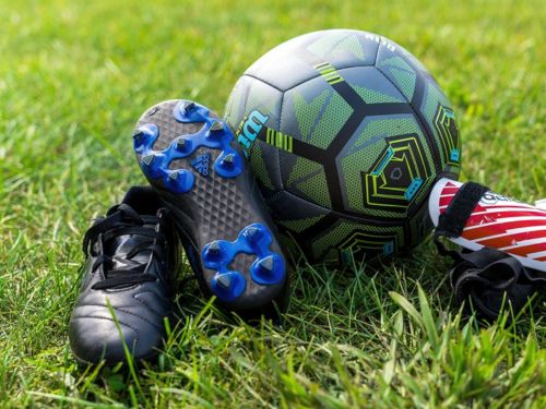 Guida Scarpe Sportive 2025: Comfort, Aderenza, Sicurezza